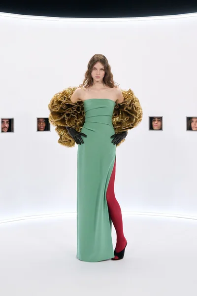 Look 23